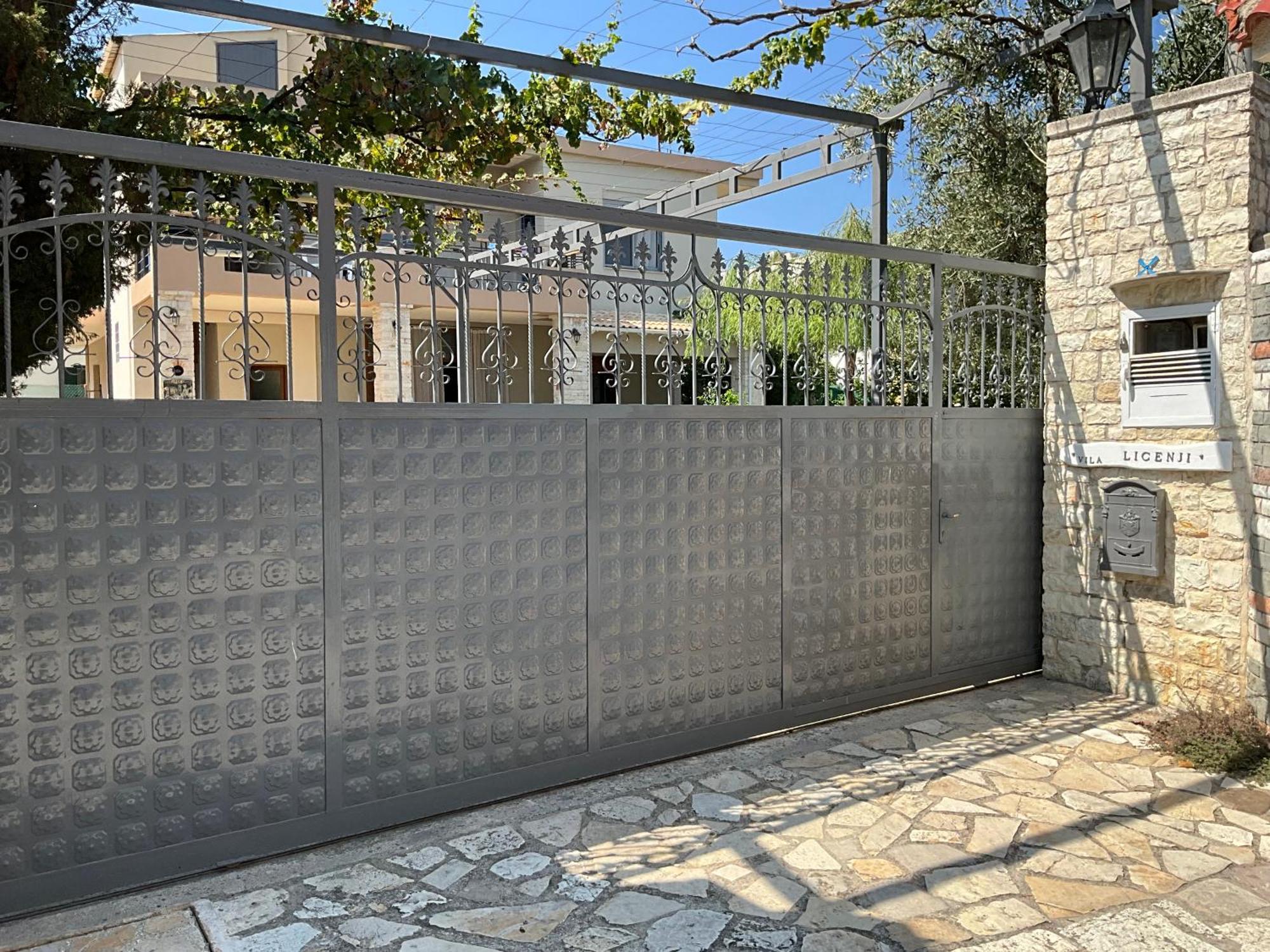 Vila Licenji Vlorë Exteriér fotografie